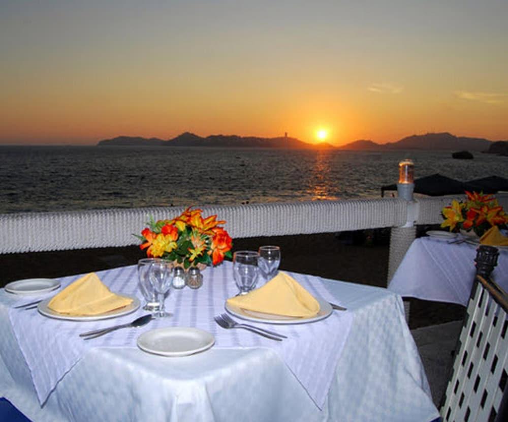 Hotel Acapulco Malibu Eksteriør bilde